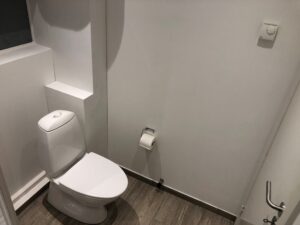 Toilet 1